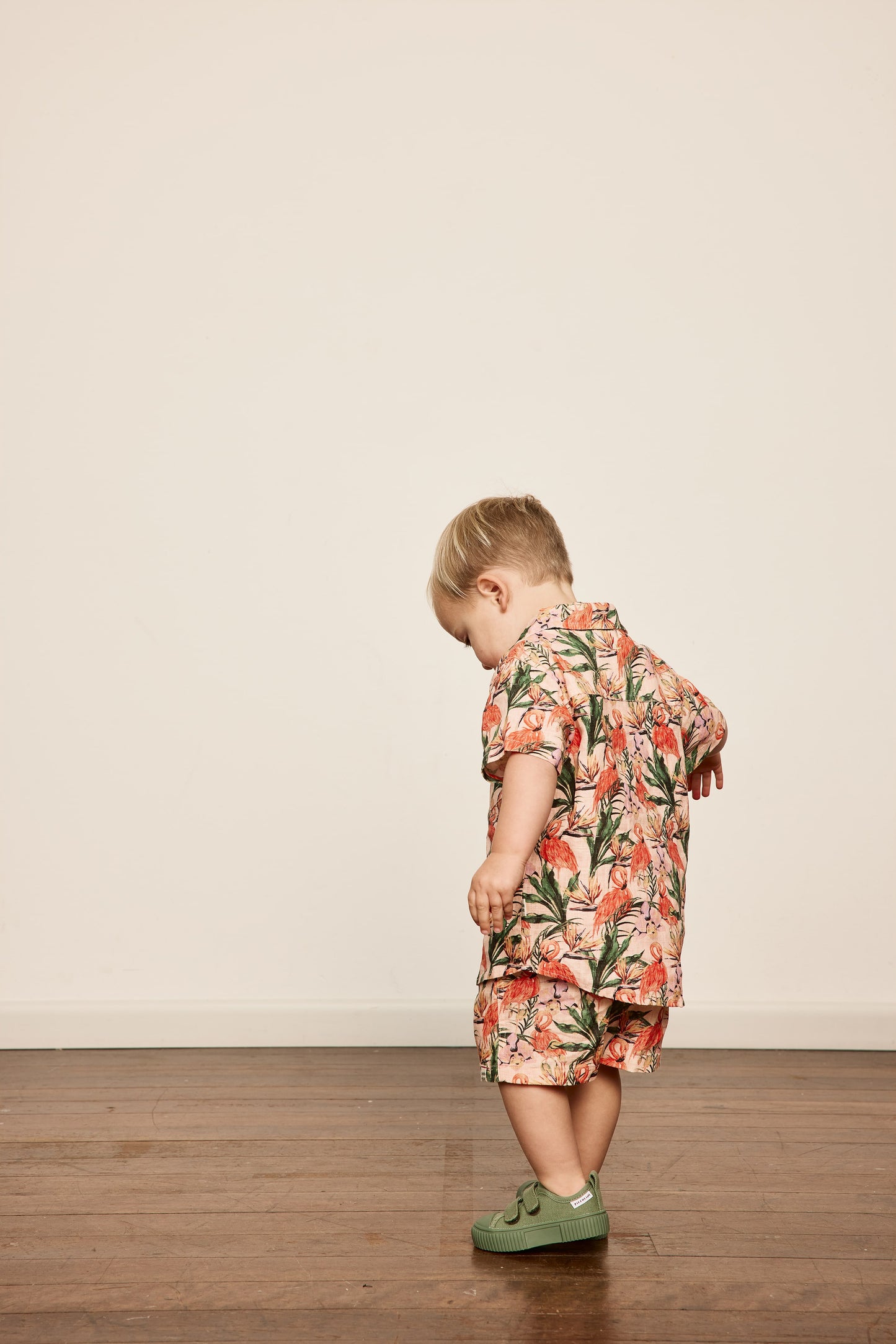 Noah Linen Shorts / Flamingo