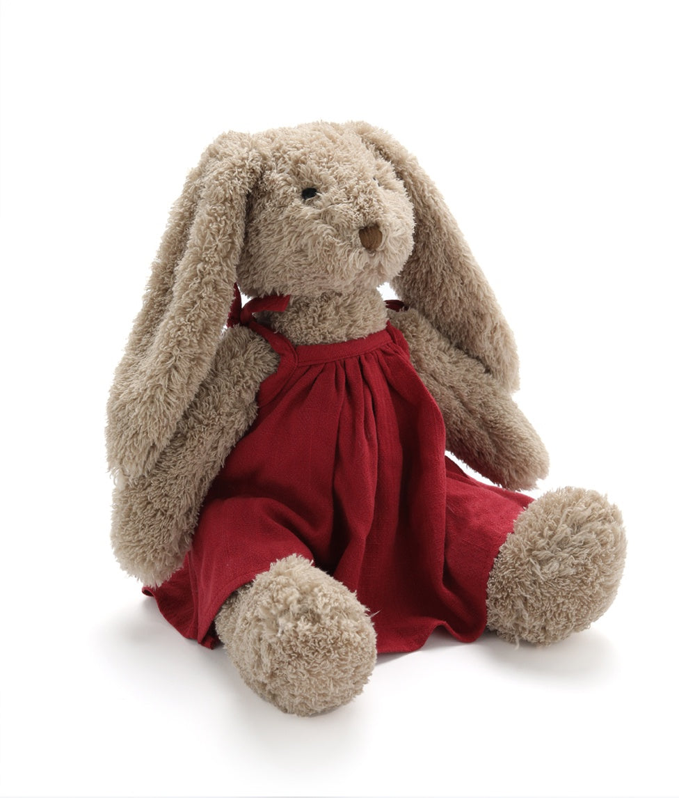 Mrs Honey Bunny / Red