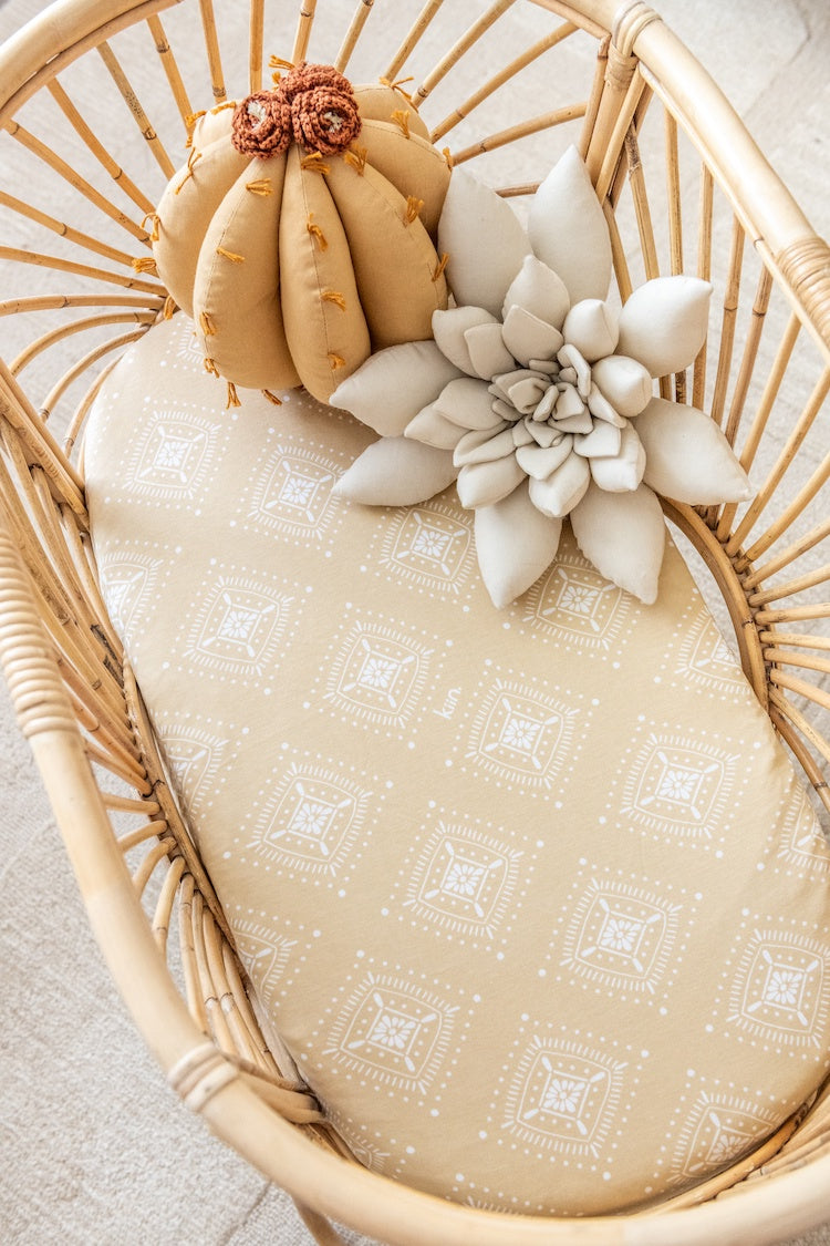 Organic Change Pad/Bassinet Sheet / Morocco Oat