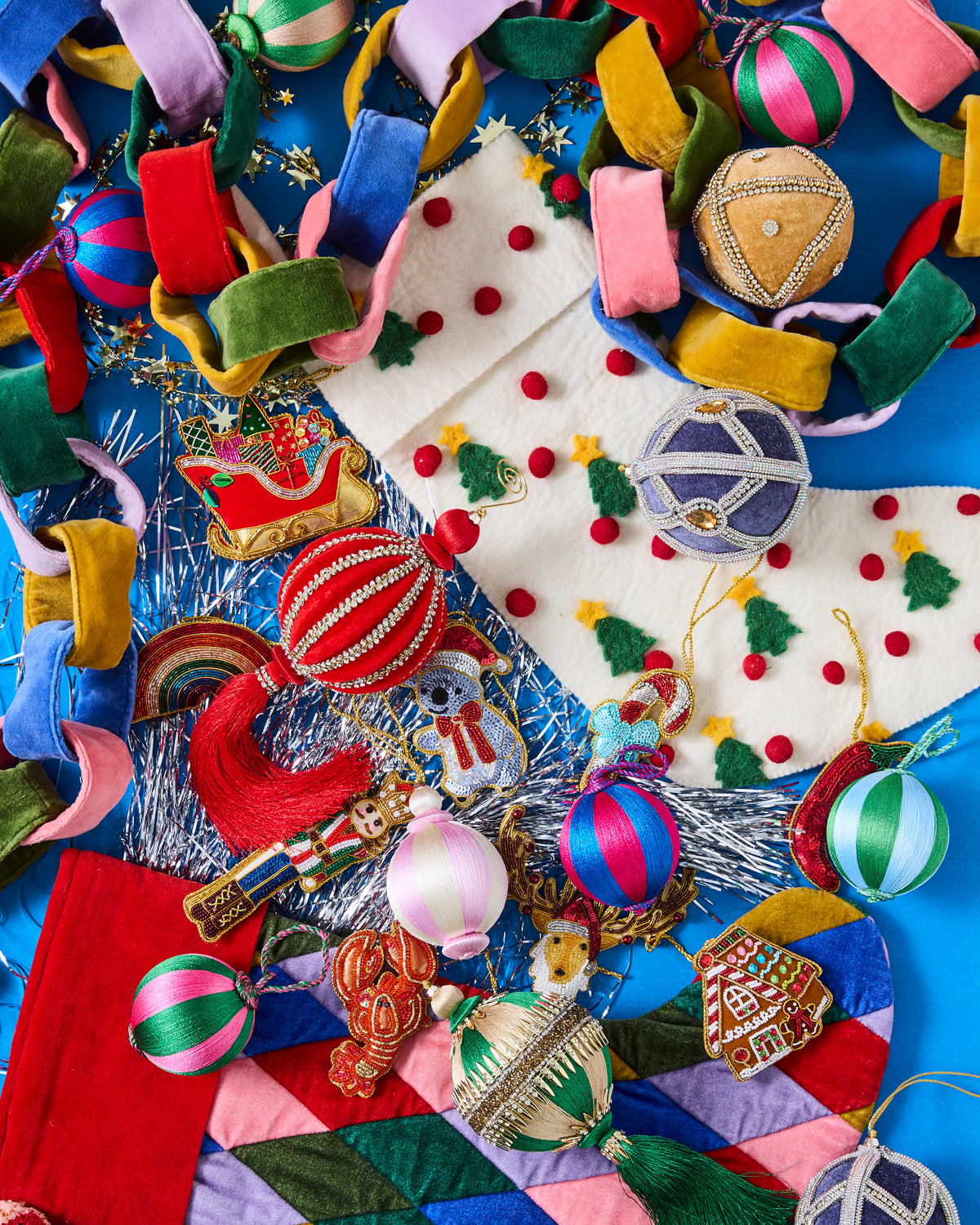 Festive Velvet Chain Garland