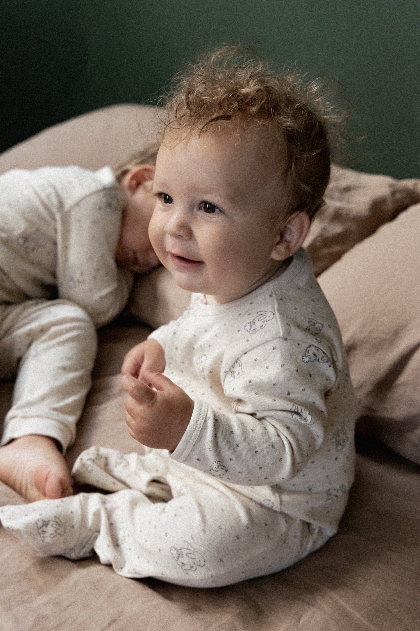 Stretch & Grow / Bramble Burrow Sleep Print