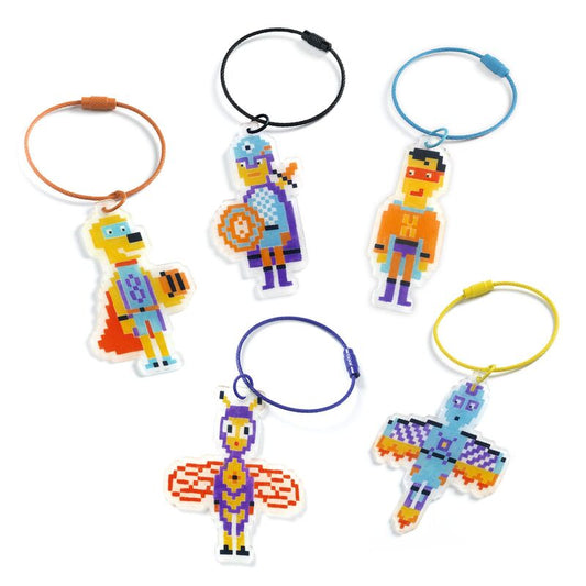 Do It Yourself / Pixel Art Heroes Key Ring