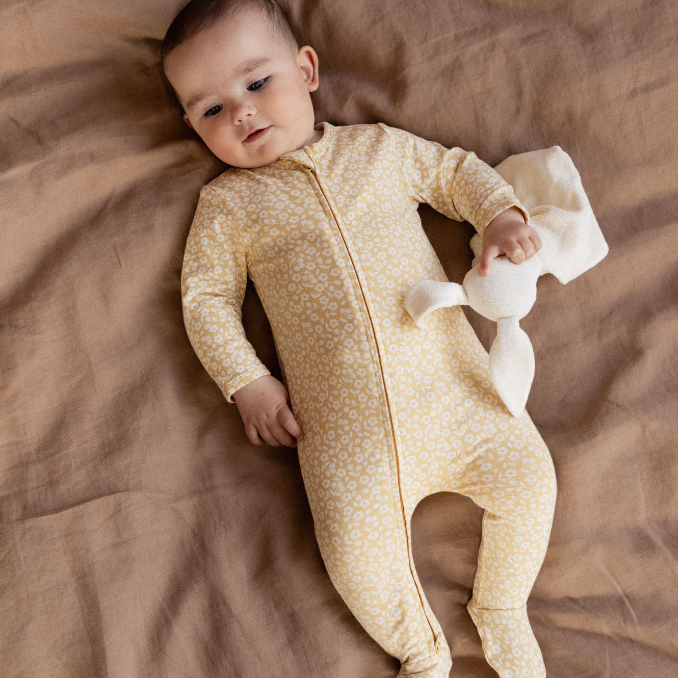 Dreamlands Suit / Kitchen Garden Raffia Print