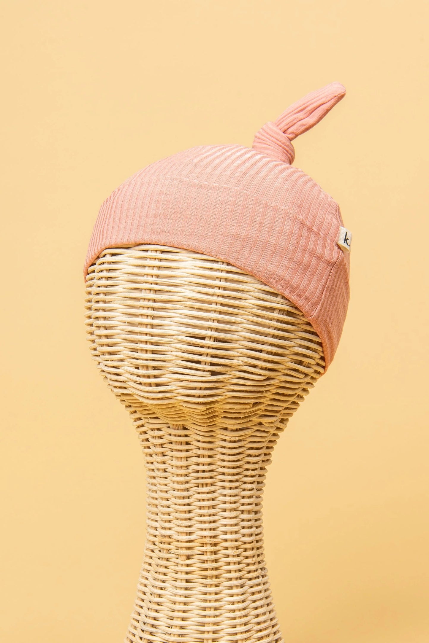 Bamboo Stretch Beanie / Blush