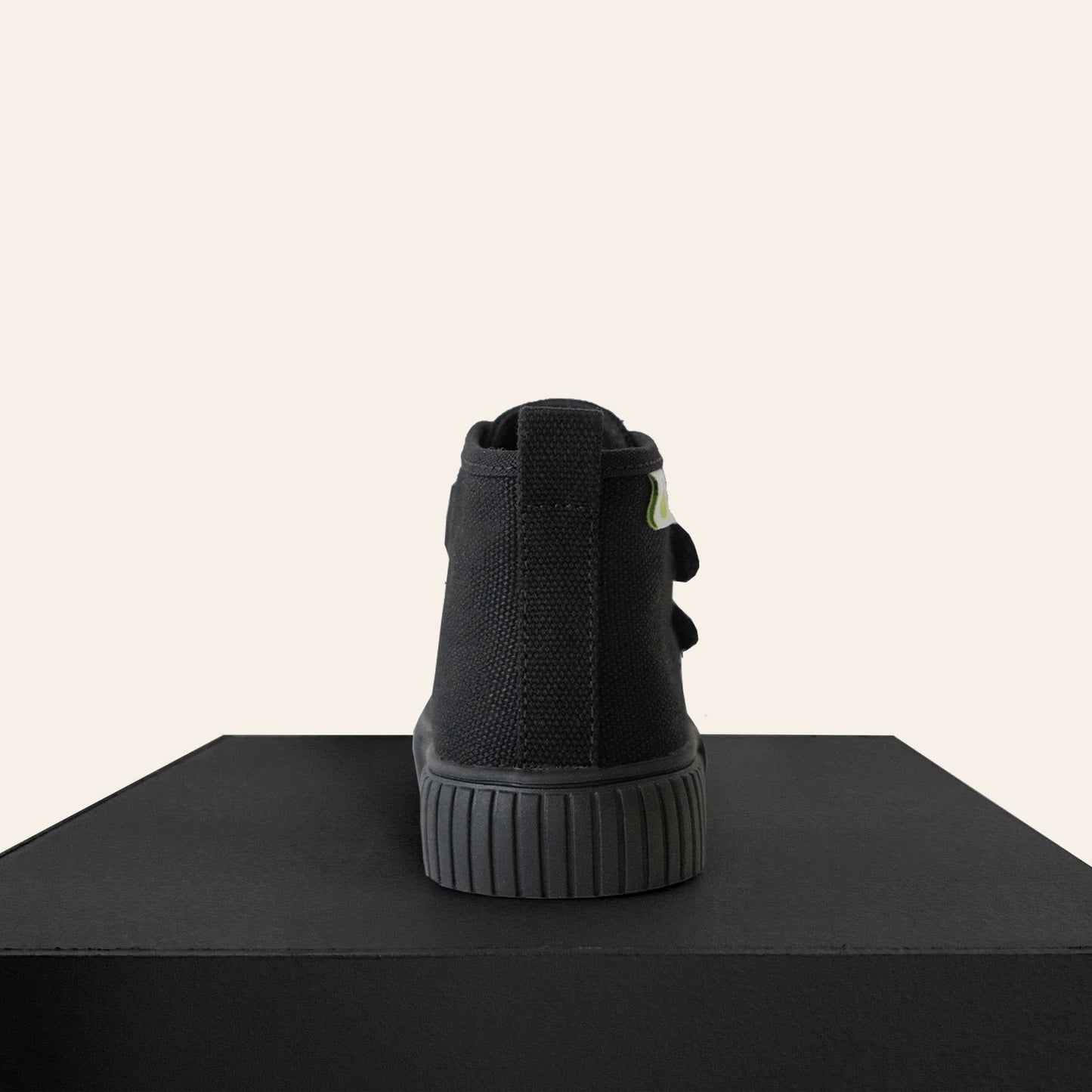 Original High Top Sneakers / Black