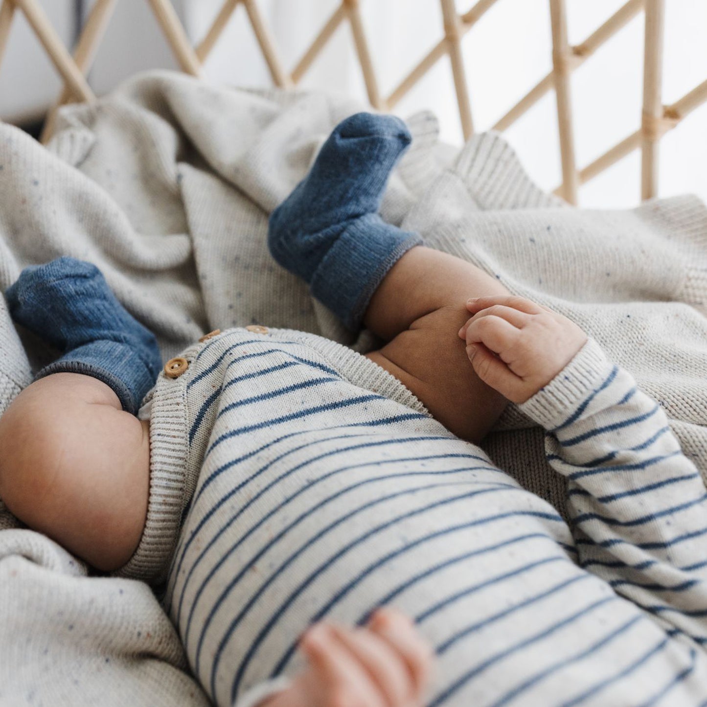 Organic Cotton Knit Bodysuit / Navy Stripe